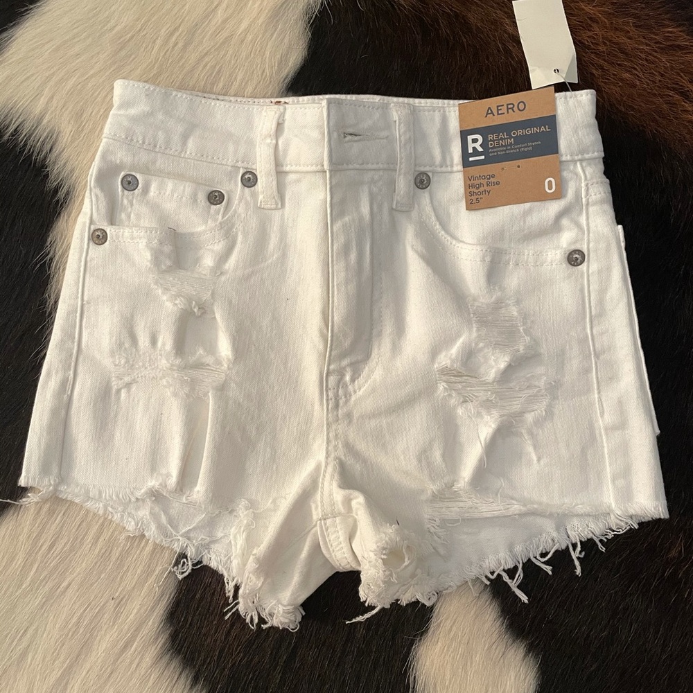 NWT Aero High Rise Vintage Shorty Cut Off Shorts
